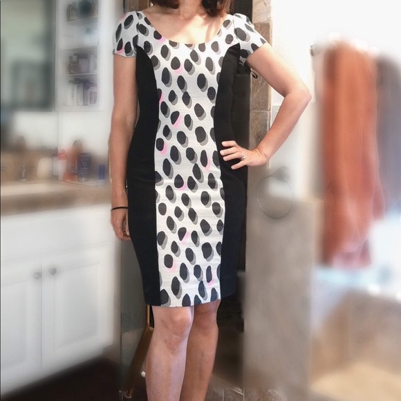 Diane von Furstenberg Dress Sz 6 - Picture 5 of 5